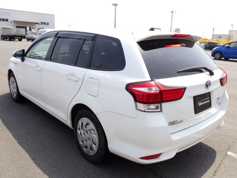 COROLLA FIELDER-2