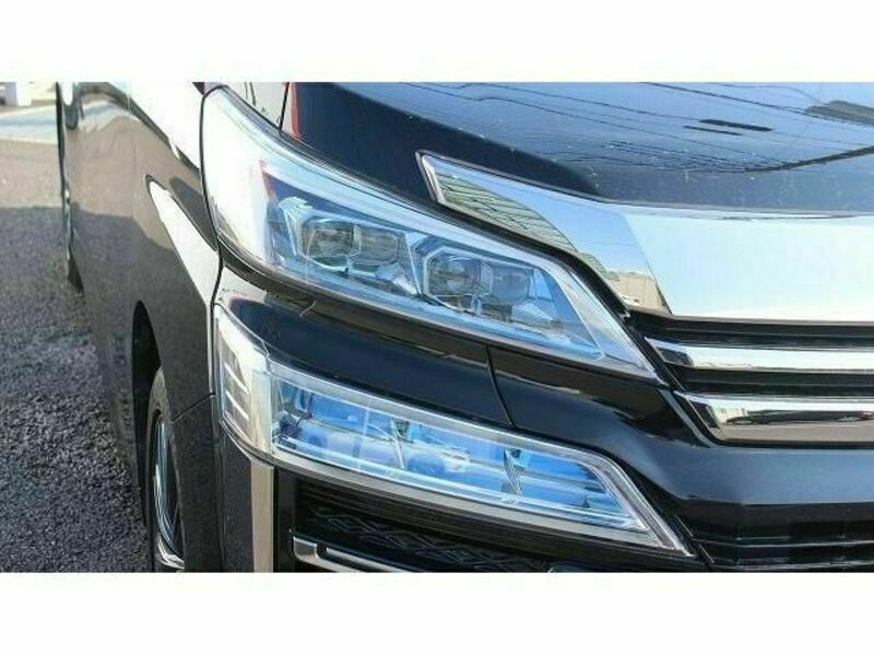VELLFIRE-10