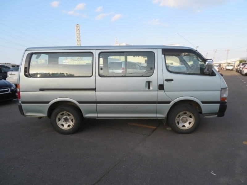 HIACE VAN