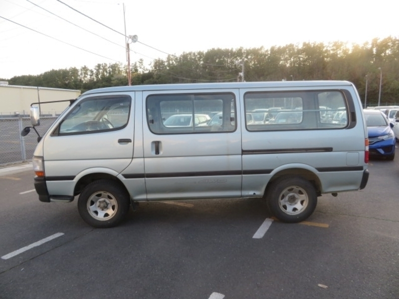 HIACE VAN