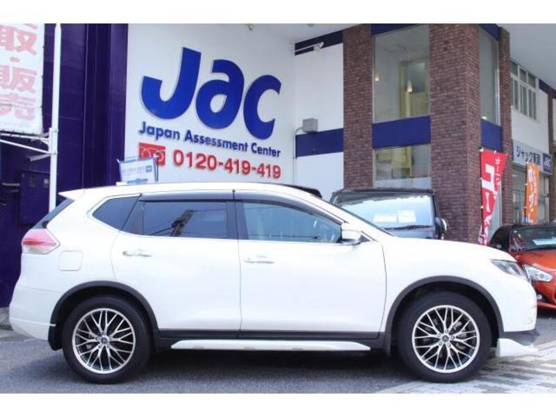 X-TRAIL