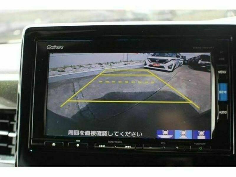 N BOX CUSTOM-2