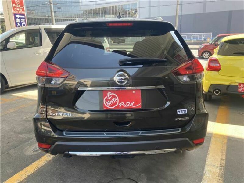 X-TRAIL