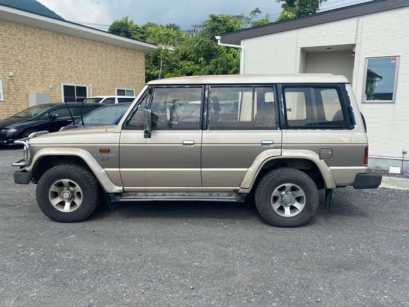 PAJERO-3