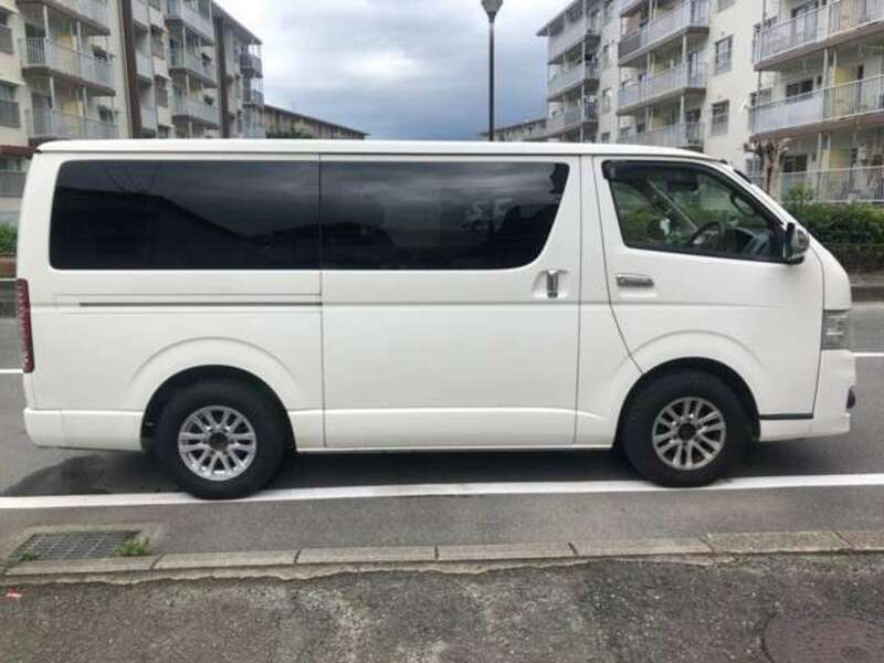 HIACE VAN-7