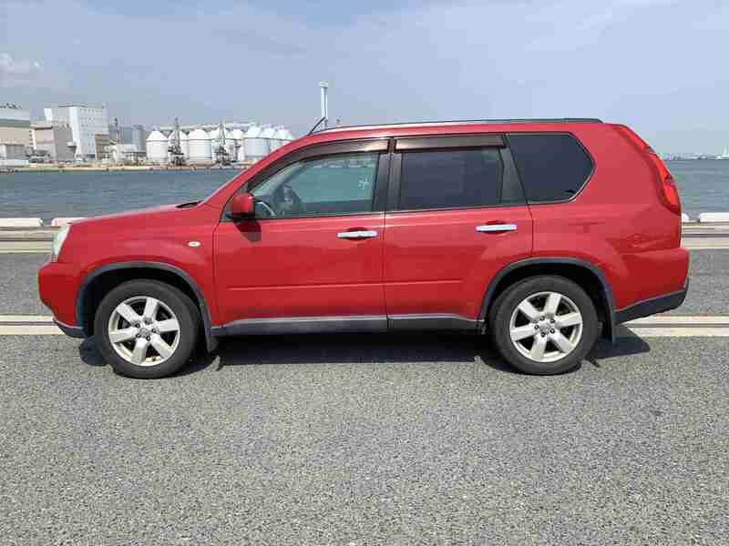 X-TRAIL