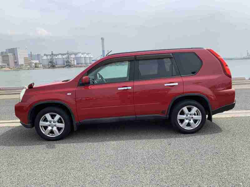X-TRAIL