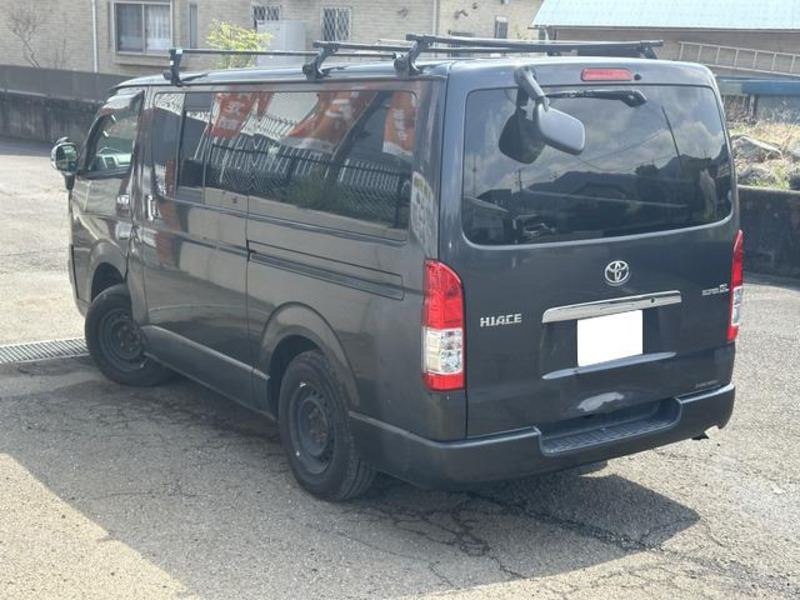 HIACE VAN
