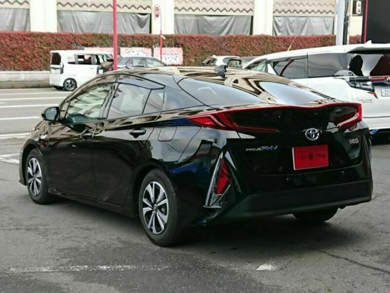 PRIUS PHV
