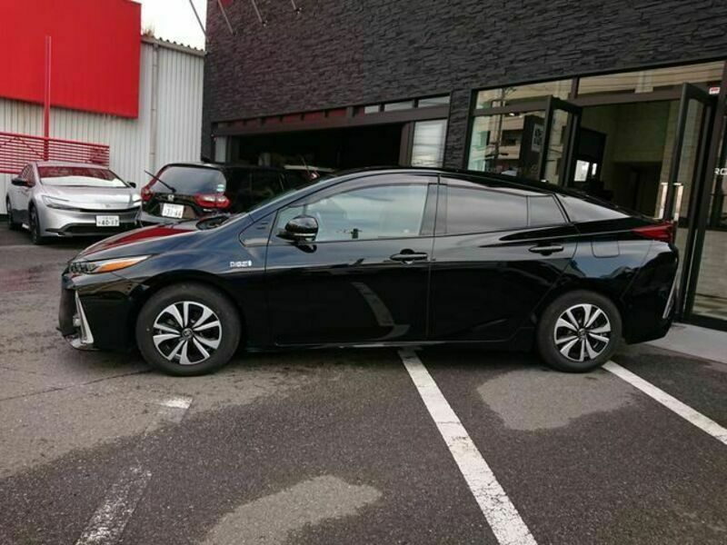 PRIUS PHV