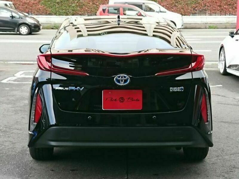 PRIUS PHV
