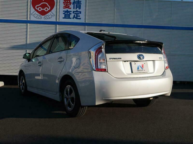 PRIUS-29