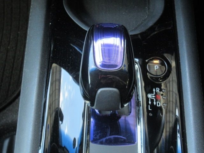 VEZEL-18