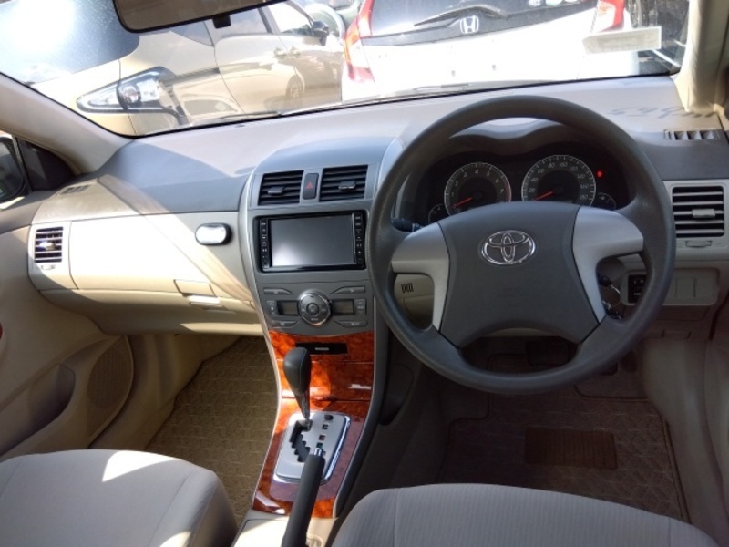 COROLLA AXIO