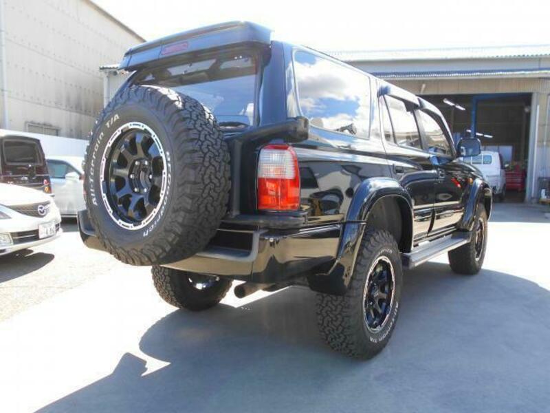 HILUX SURF