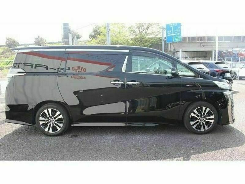 VELLFIRE-7