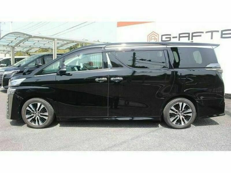 VELLFIRE-9