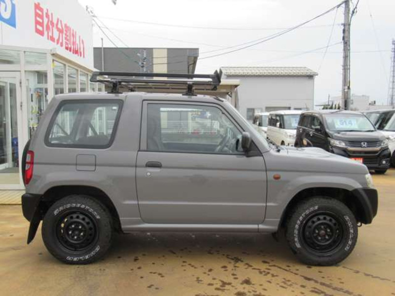 PAJERO MINI