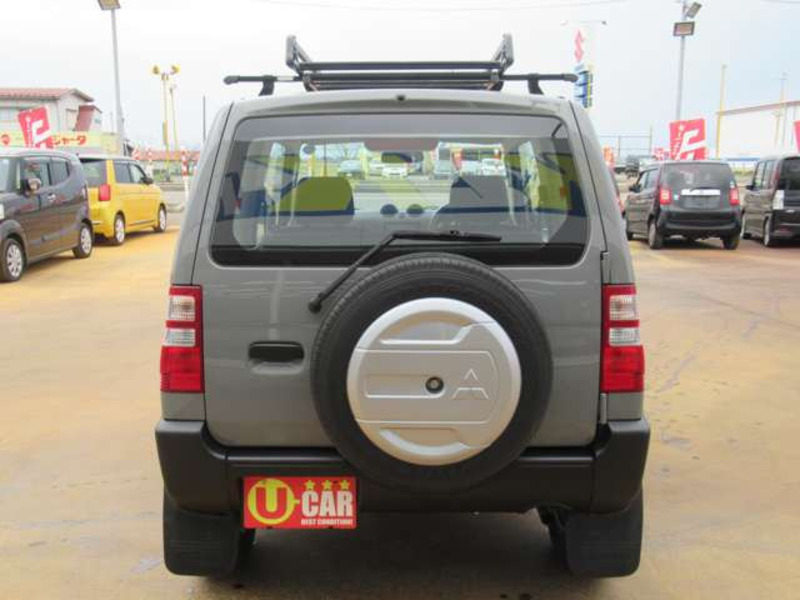 PAJERO MINI