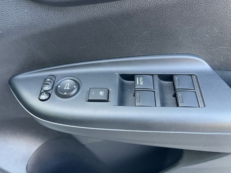 FIT HYBRID-23
