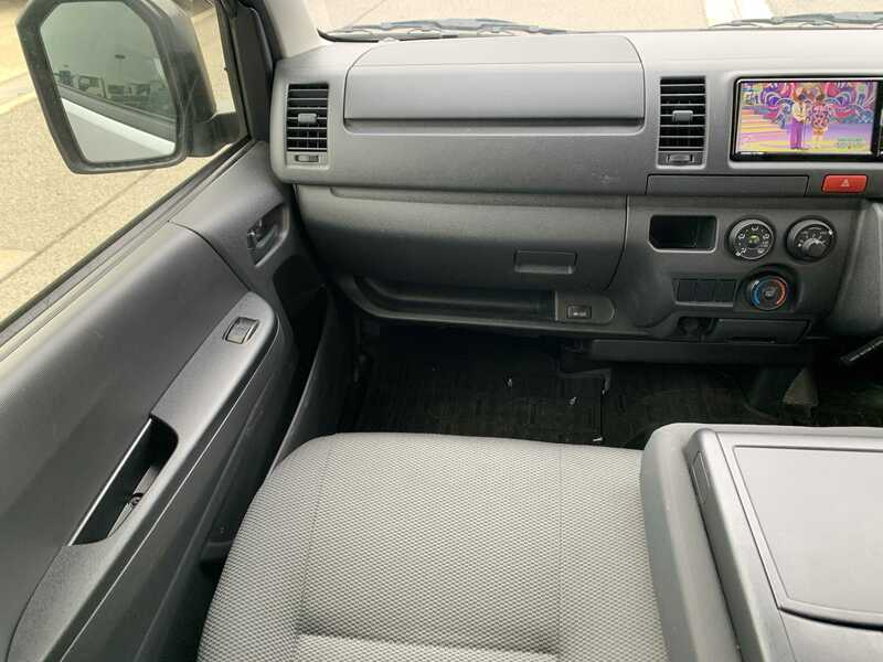 HIACE VAN