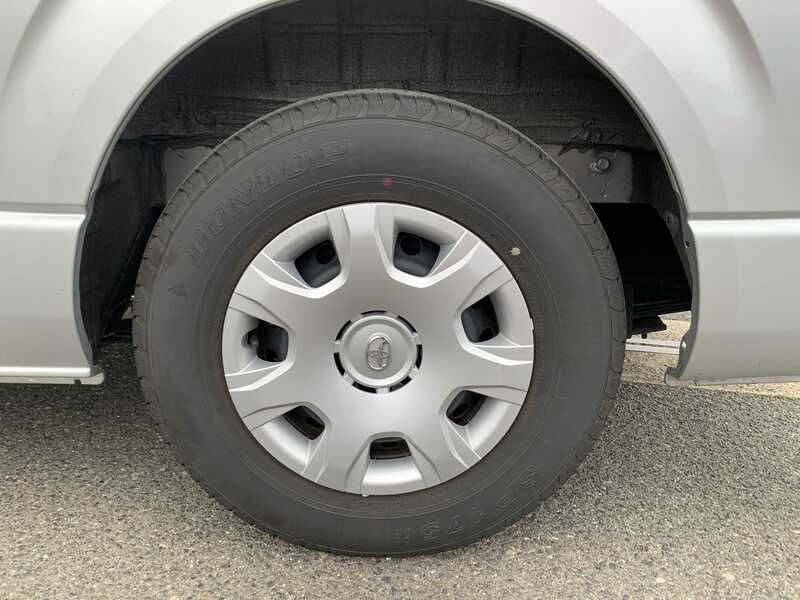 HIACE VAN