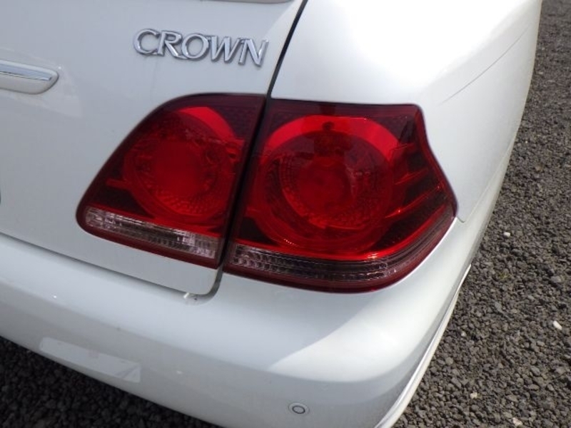 CROWN