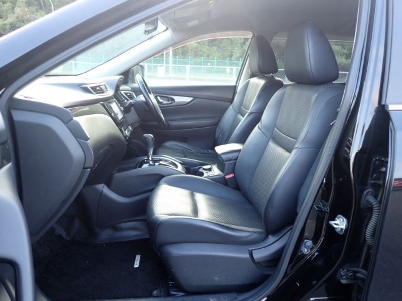 X-TRAIL-9