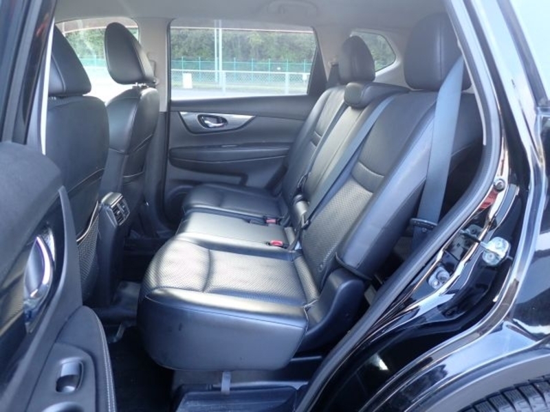 X-TRAIL-10