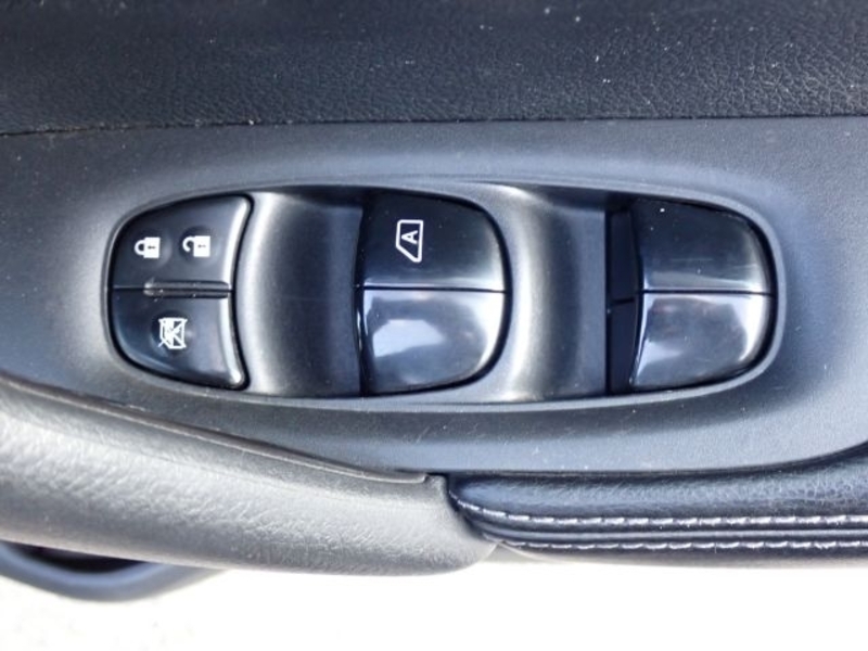 X-TRAIL-26