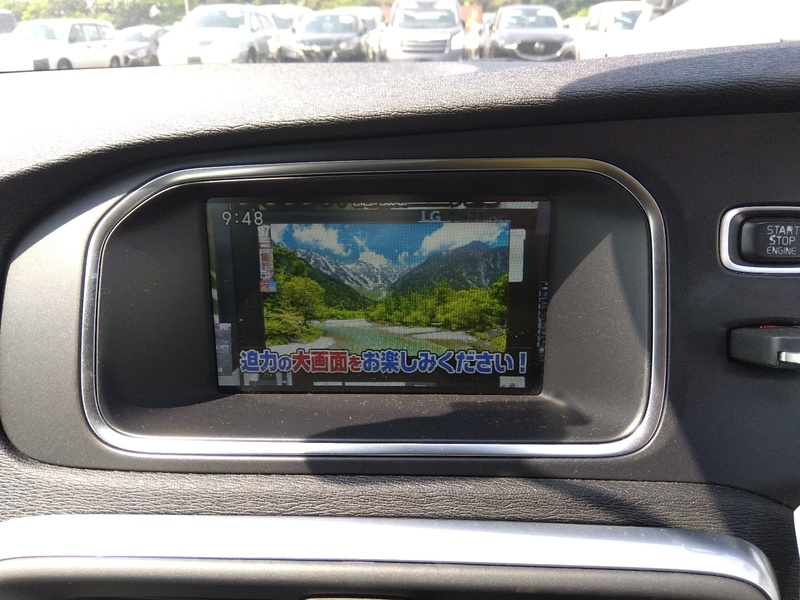 V40