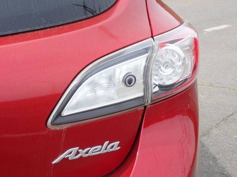 Axela Sport
