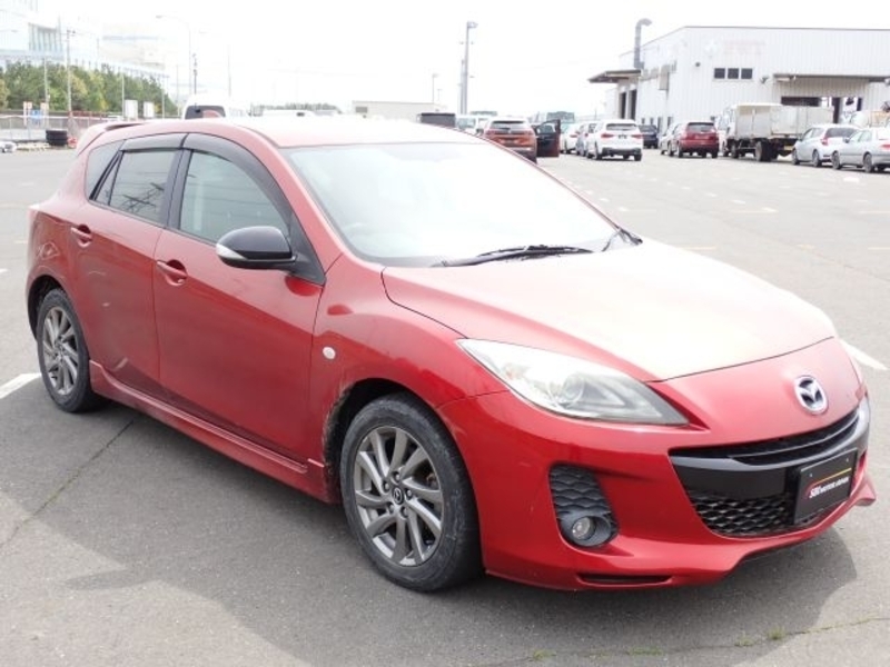 Axela Sport