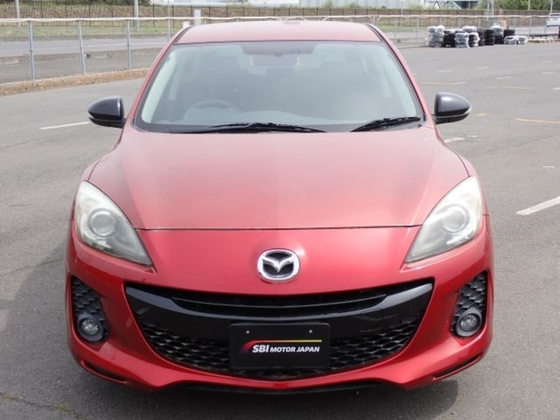 Axela Sport