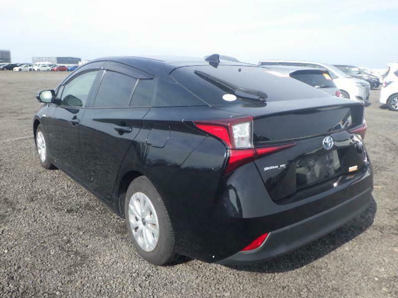 PRIUS-11