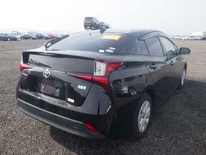 PRIUS-12