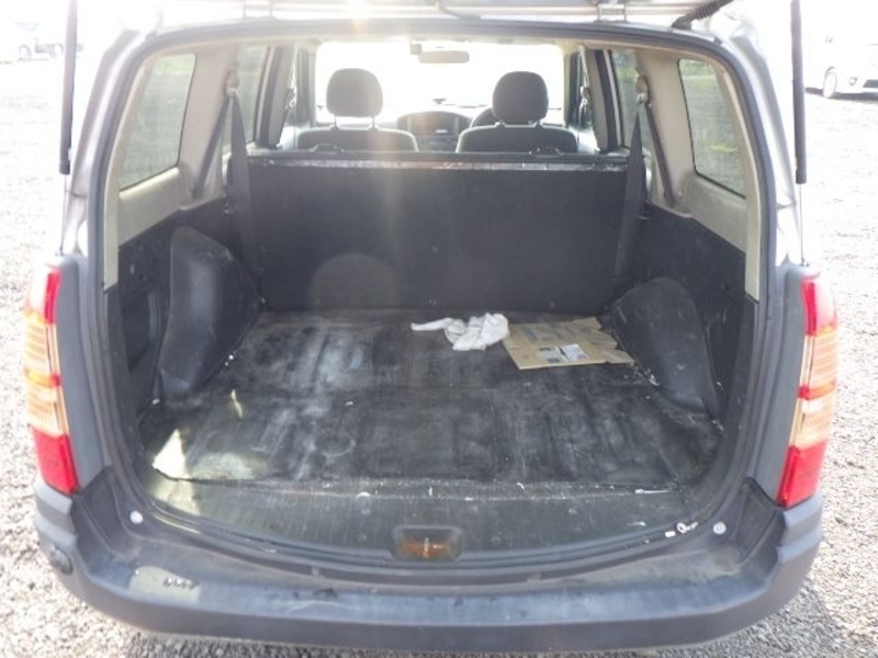 SUCCEED VAN