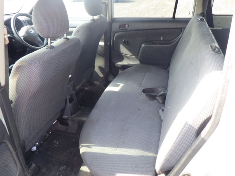 SUCCEED VAN