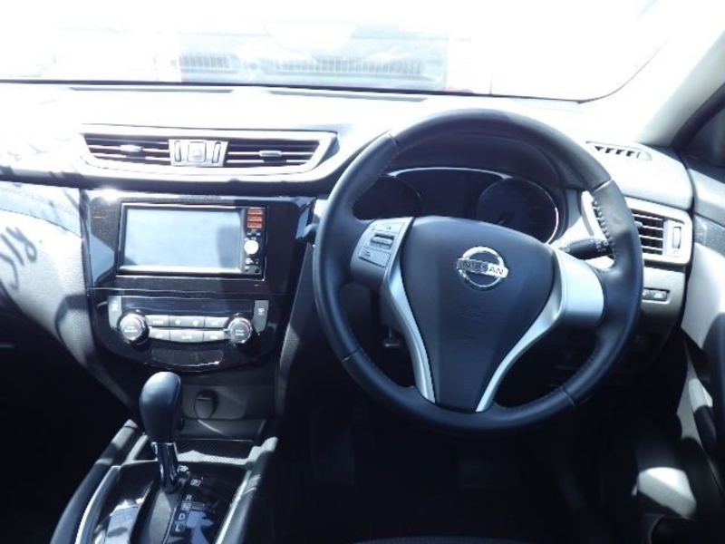 X-TRAIL-4