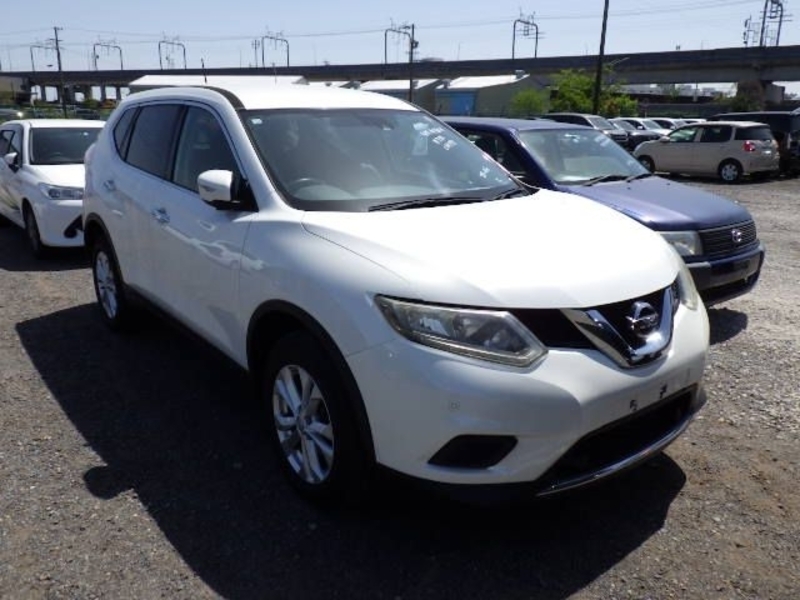 X-TRAIL-1