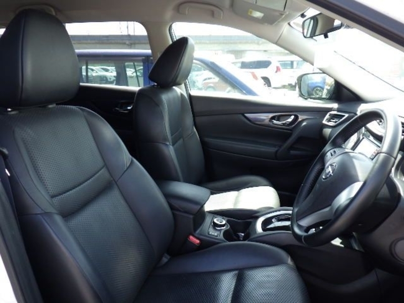 X-TRAIL-5