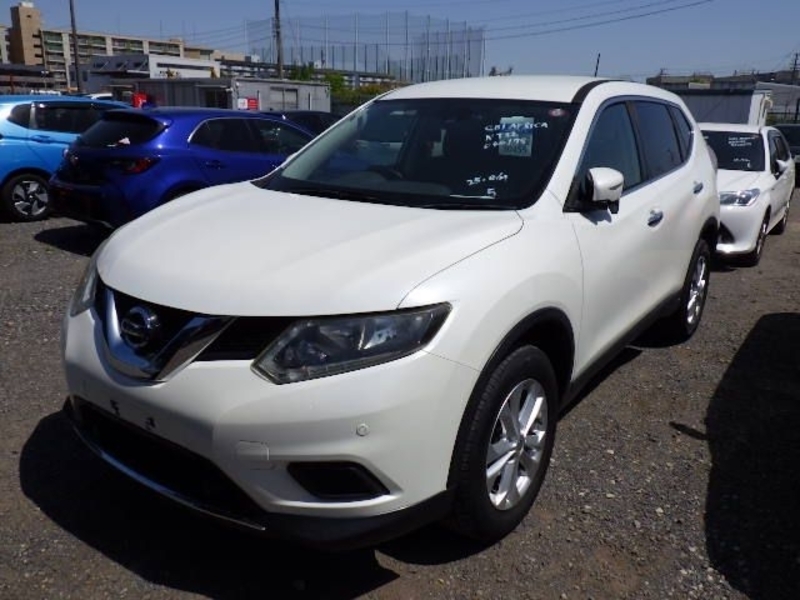 NISSAN　X-TRAIL