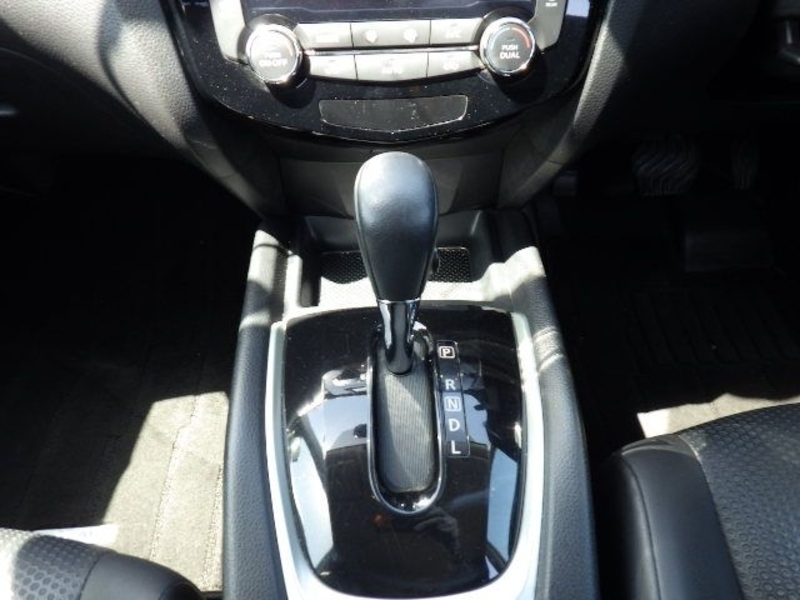 X-TRAIL-9