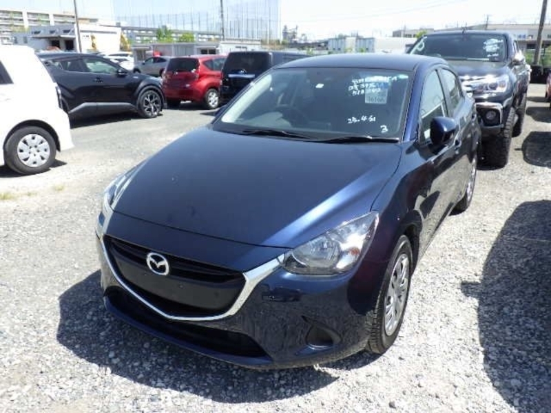 MAZDA　DEMIO