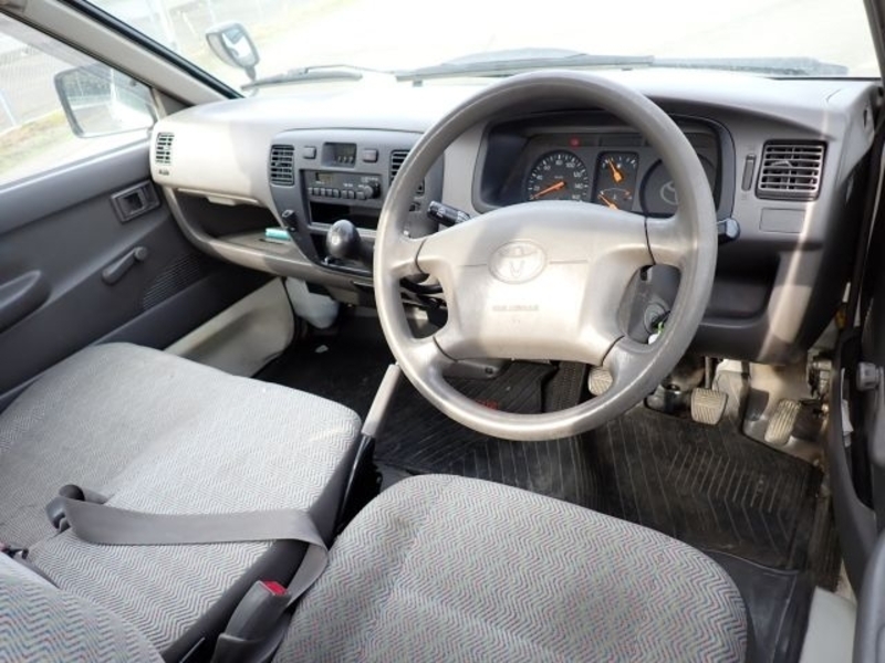 TOWNACE TRUCK-9