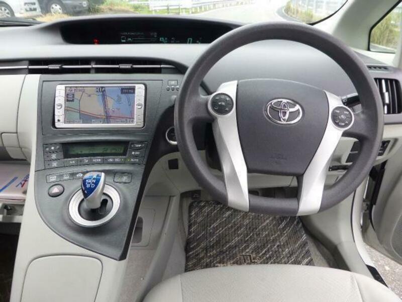 PRIUS-5