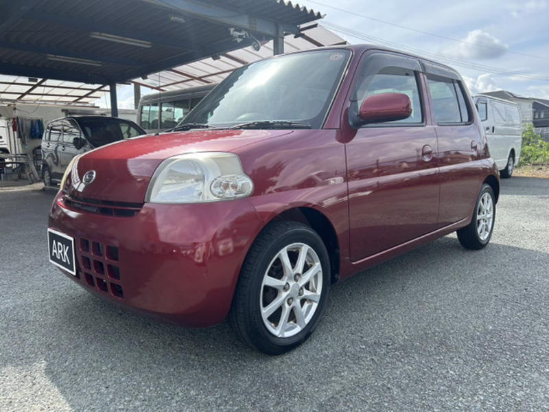 DAIHATSU ESSE