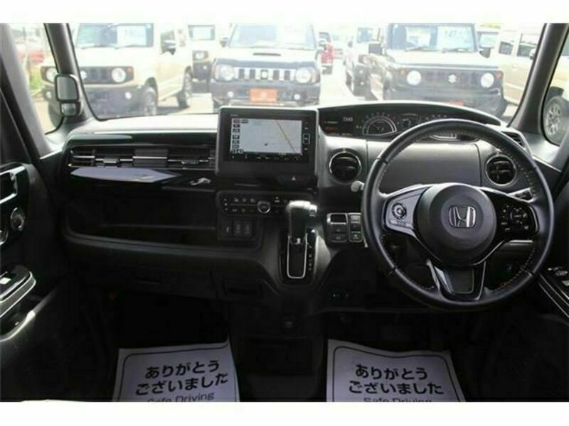 N BOX CUSTOM-14