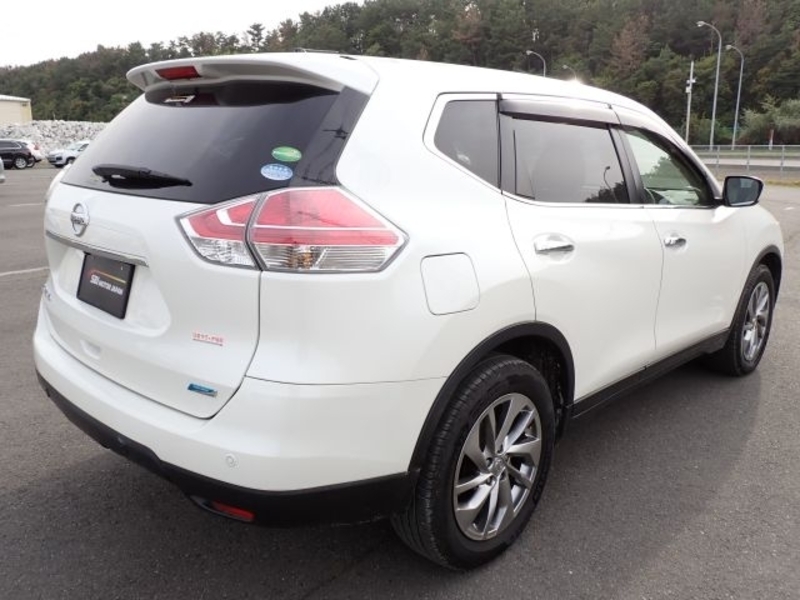 X-TRAIL-4