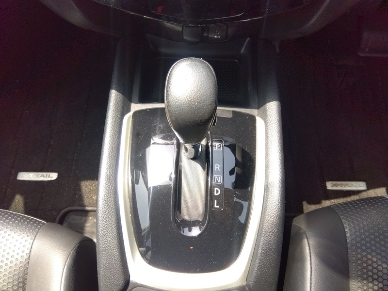 X-TRAIL-9